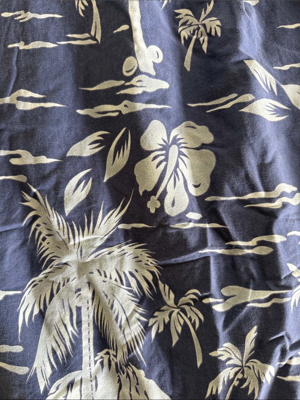 Kahala button down - Picture 3 of 4